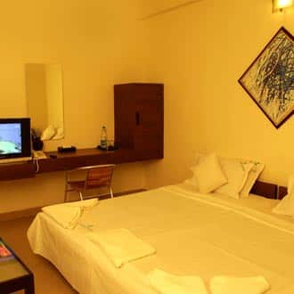 Aakash Hotel, Tiruvannamalai 4